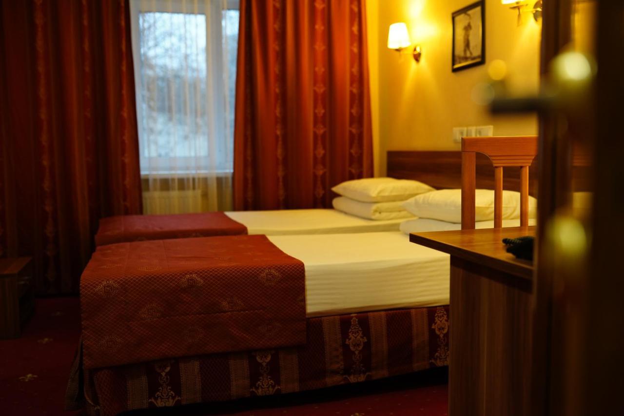 Amaks Vizit Hotel Gomel Exterior photo